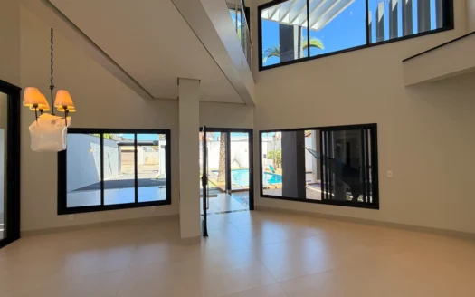 Sobrado com 3 Quartos