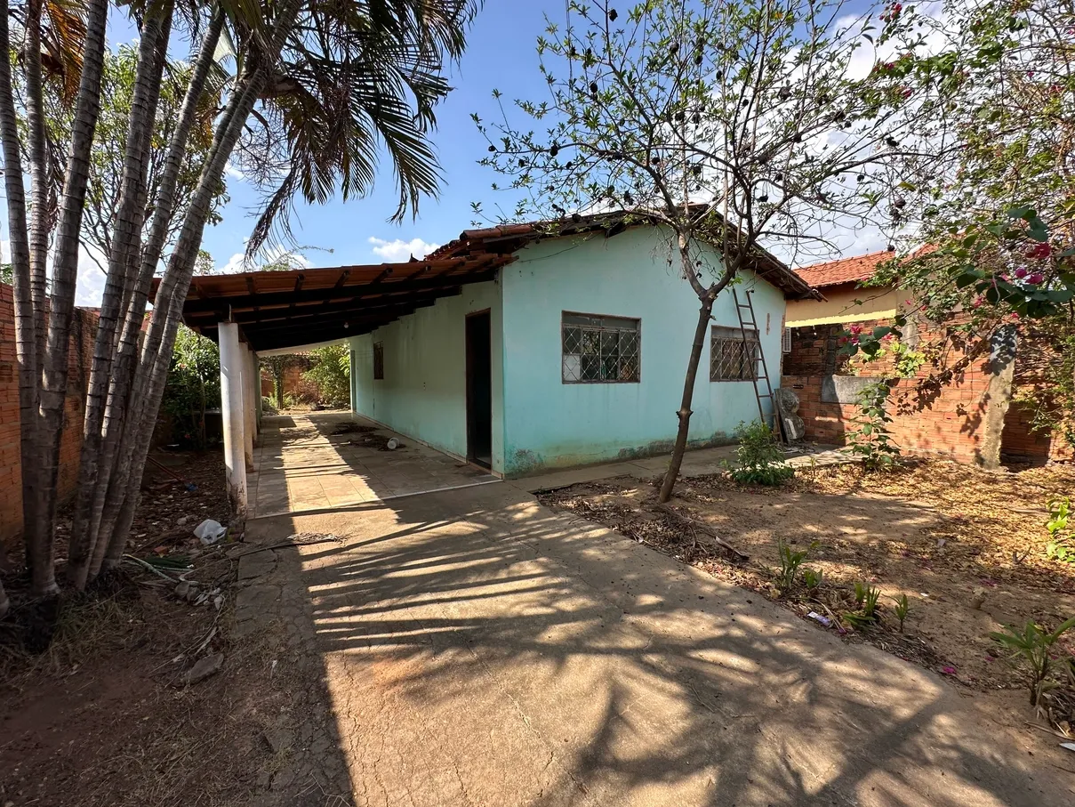 Casa com 3 Quartos 1206 Sul