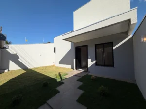 Casa com 3 Quartos na 303 Sul
