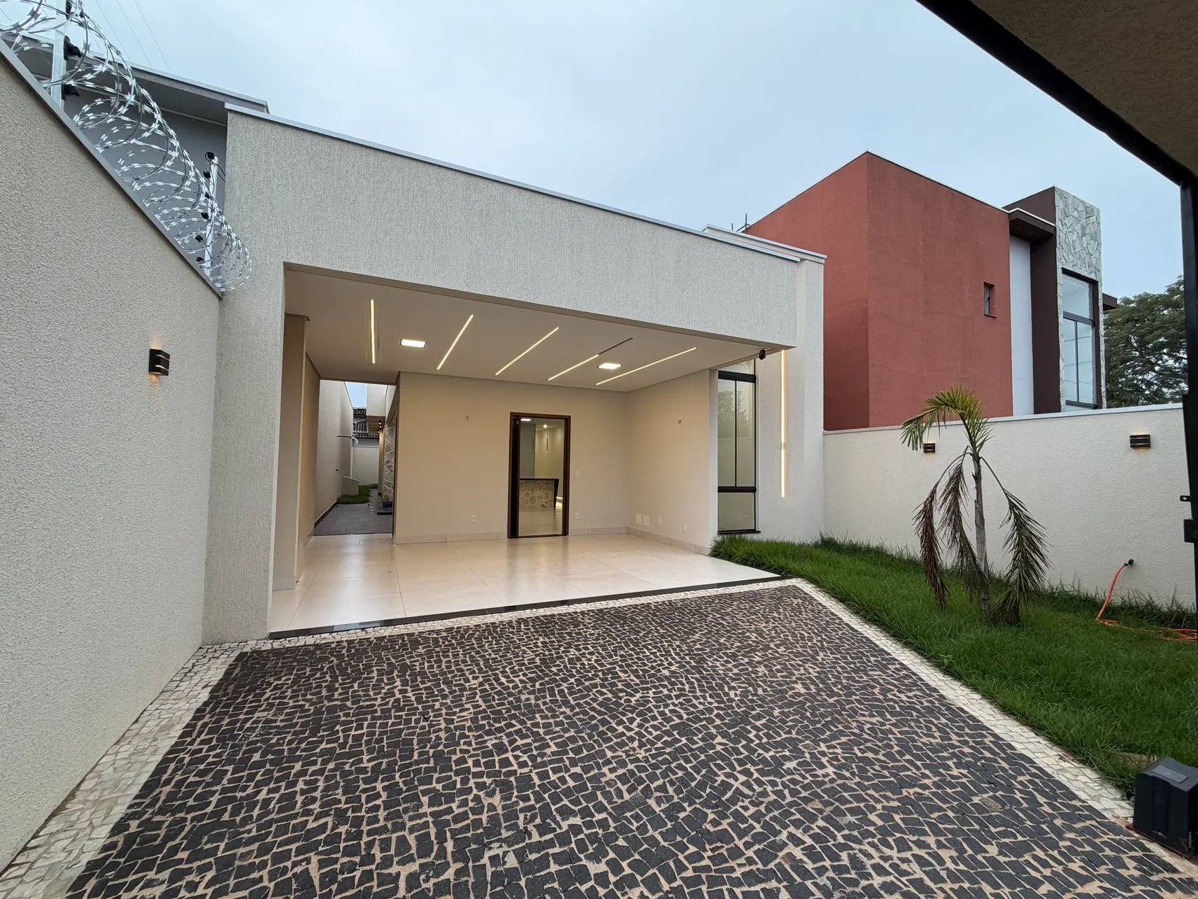 Casa de 3 Suítes + Escritório