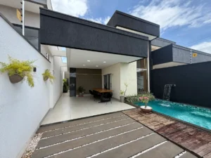 Casa de 3 Quartos na 604 Norte