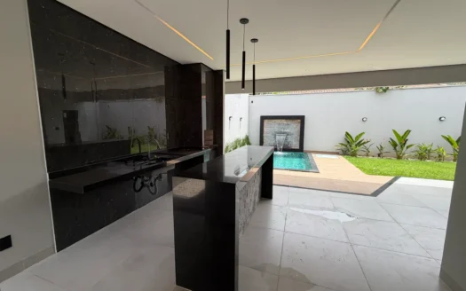 Casa com 3 Suítes Plenas 1003 Sul