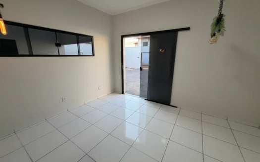 Casa de 3 Quartos na 1006 Sul