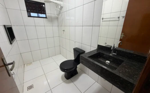Casa de 3 Quartos na 1006 Sul