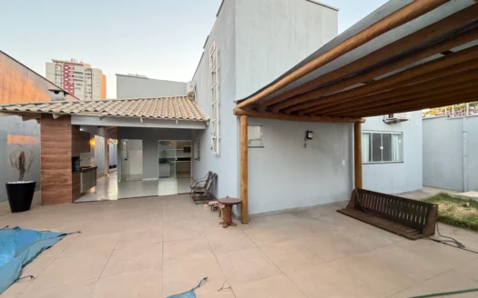 Casa de 3 Suítes na 105 Norte