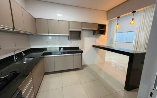 Casa de 3 Suítes na 105 Norte