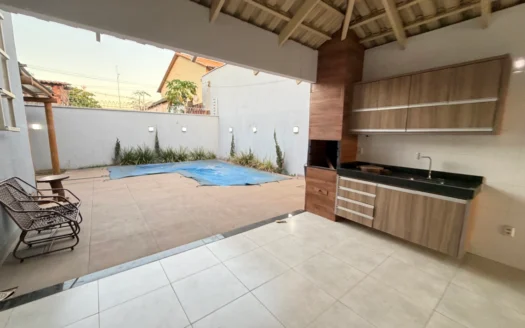 Casa de 3 Suítes na 105 Norte