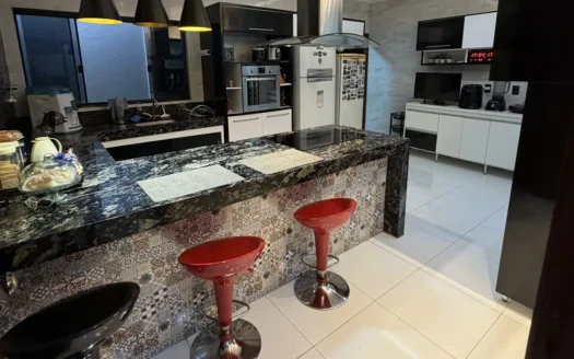 Casa com Energia Solar e Poço