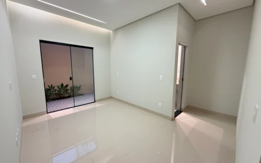 Casa com 3 Suítes na 108 Norte