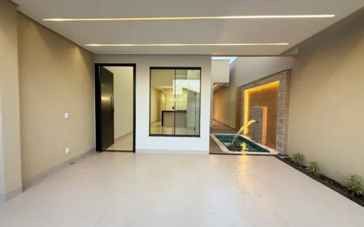 Casa com 3 Suítes na 108 Norte