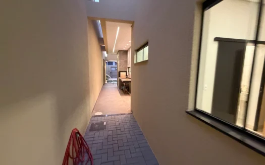 Casa com 3 Suítes na 108 Norte