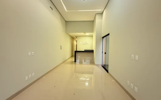 Casa com 3 Suítes na 108 Norte