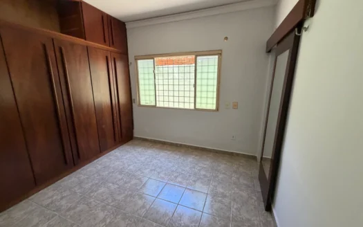 Casa de 3 Quartos na 110 Sul