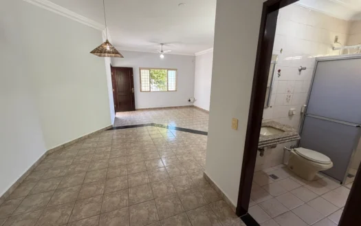 Casa de 3 Quartos na 110 Sul