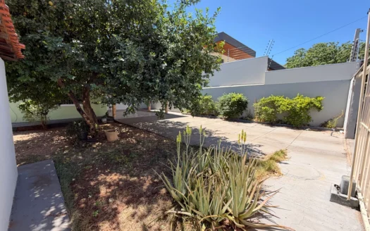 Casa de 3 Quartos na 110 Sul