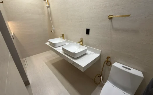 Casa com 3 Quartos na 1503 Sul