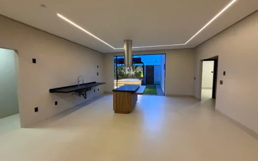 Casa com 3 Quartos na 1503 Sul