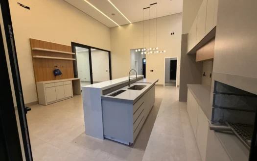 Casa Alto Padrão na 305 Sul