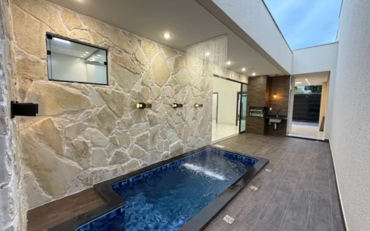 Casa de 3 Suítes + Escritório