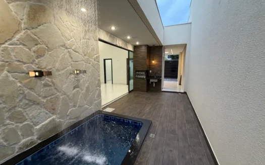 Casa de 3 Suítes + Escritório
