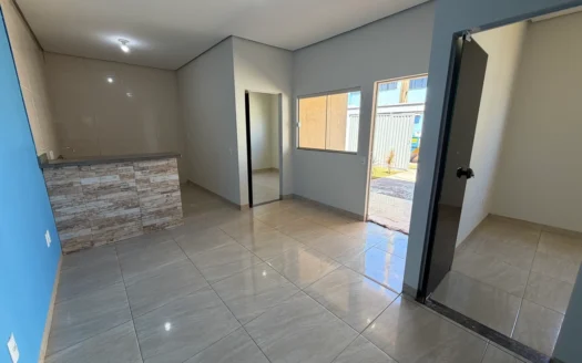Casa com 2 Quartos na 504 Norte