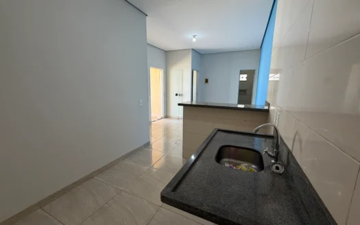 Casa com 2 Quartos na 504 Norte