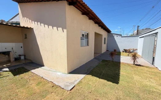 Casa com 2 Quartos na 504 Norte