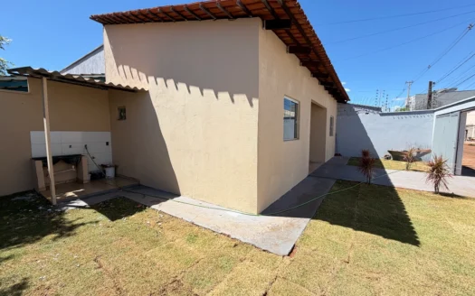 Casa com 2 Quartos na 504 Norte
