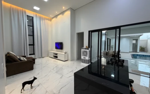 Casa com 3 Suítes Plenas na 505 Sul