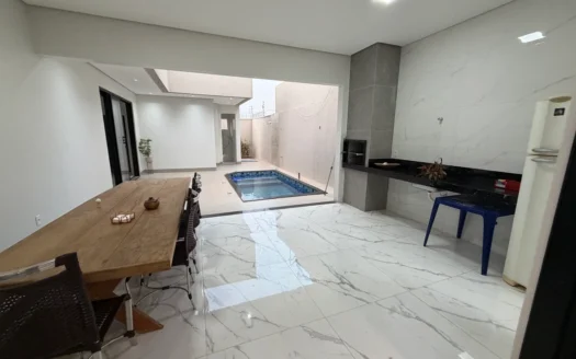 Casa com 3 Suítes Plenas na 505 Sul