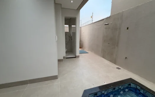 Casa com 3 Suítes Plenas na 505 Sul