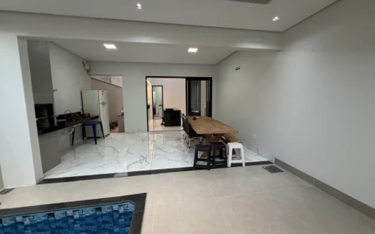 Casa com 3 Suítes Plenas na 505 Sul