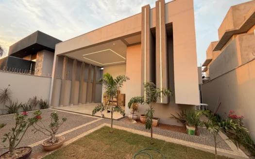 Casa com 3 Suítes Plenas na 505 Sul