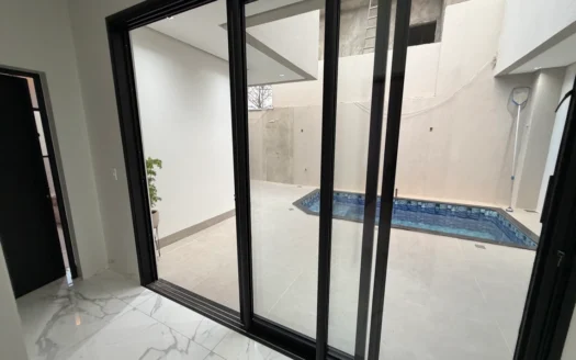 Casa com 3 Suítes Plenas na 505 Sul