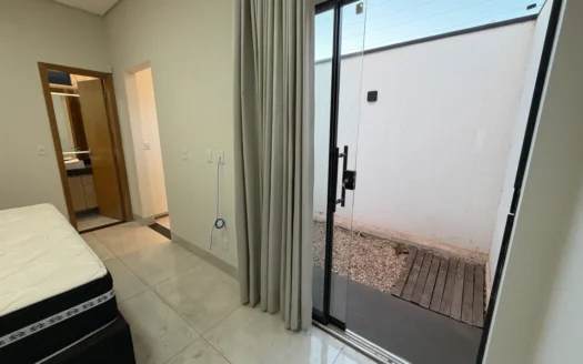 Casa com 3 Quartos na 604 Norte