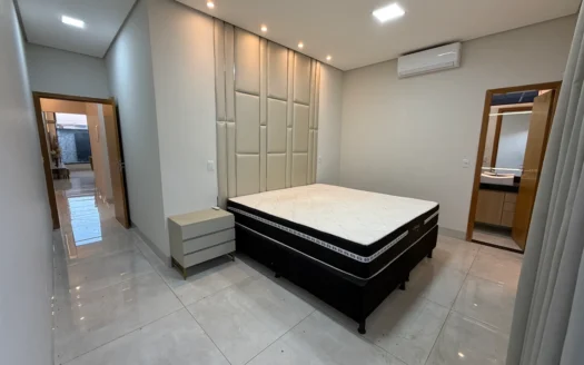 Casa com 3 Quartos na 604 Norte