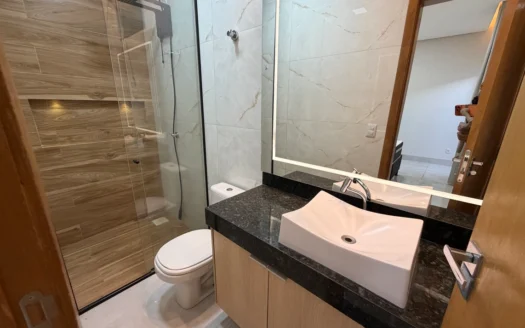 Casa com 3 Quartos na 604 Norte