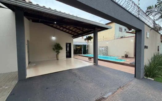 Casa de 3 Quartos na 606 Sul