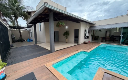 Casa de 3 Quartos na 606 Sul