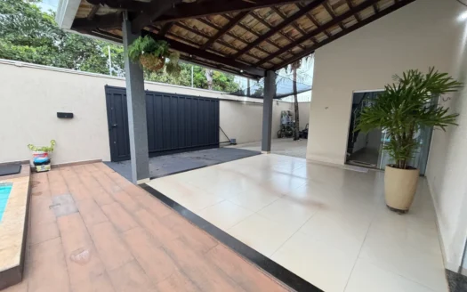 Casa de 3 Quartos na 606 Sul