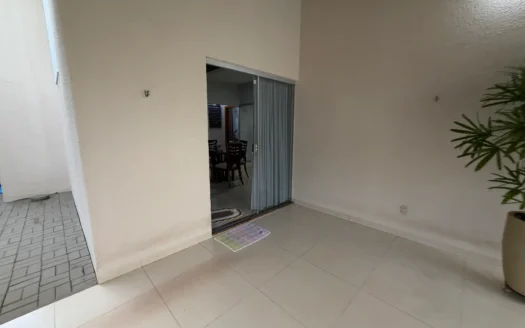 Casa de 3 Quartos na 606 Sul
