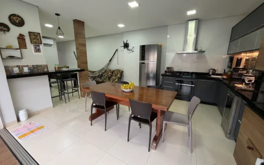 Casa de 3 Quartos na 606 Sul
