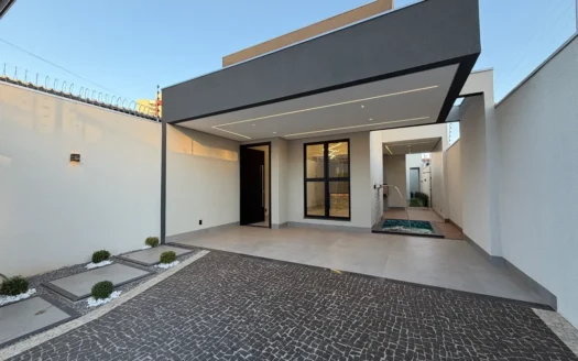 Casa Alto Padrão de 3 Suítes