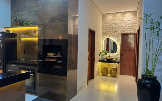Casa com 5 Suítes em Paraíso