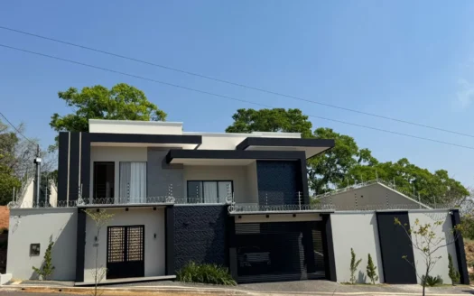Casa com 5 Suítes em Paraíso