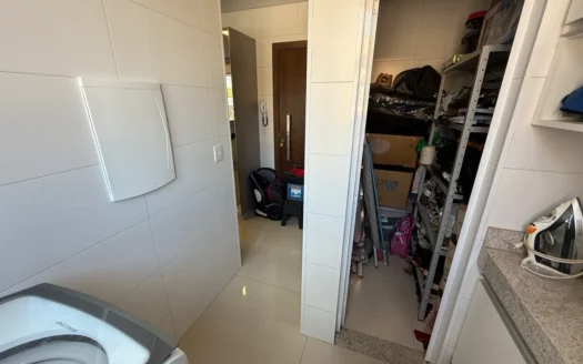 Apartamento de 3 Suítes no Centro