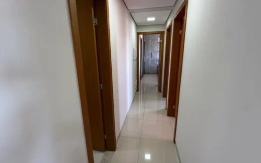 Apartamento de 3 Quartos na 706 Sul