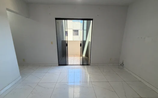 Apartamento com 2 Quartos na 806 Sul
