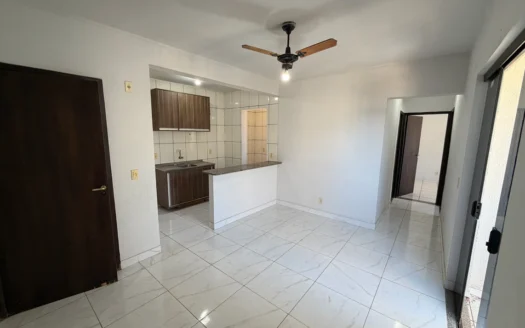 Apartamento com 2 Quartos na 806 Sul