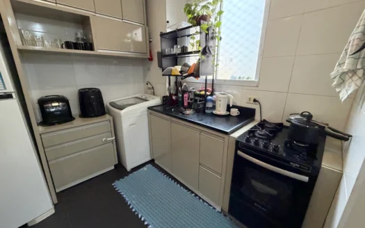 Apartamento com 2 Quartos na 402 N